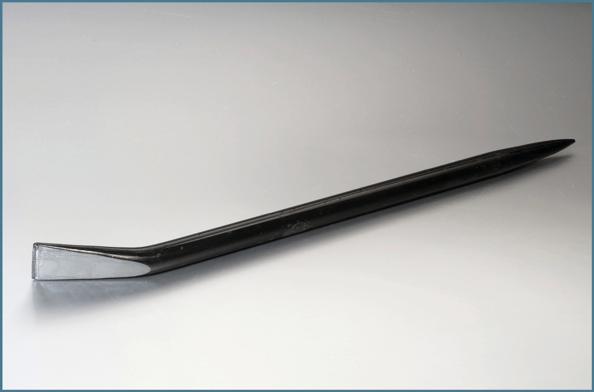 Montiereisen 15° abgewinkelte Schneide und runde Spitze